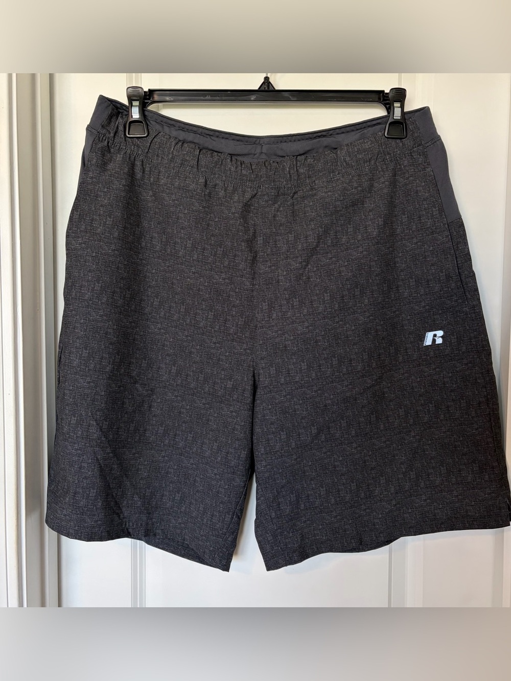 Russell Athletic Dark Heather Gray Men's Athletic Shorts
Size L